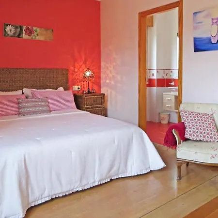 Sleeps 6 With Pool And Wifi 别墅 *